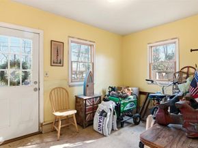 8 Old Wood Road, Stony Brook NY 11790