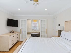 4 Long Ridge Road, Plainview NY 11803