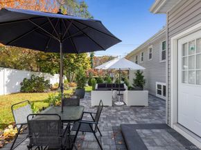 4 Long Ridge Road, Plainview NY 11803