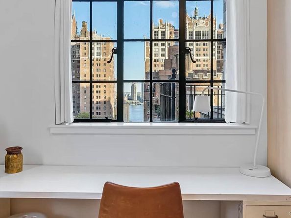 304 E 41st Street 1503A, New York (Manhattan) NY 10017