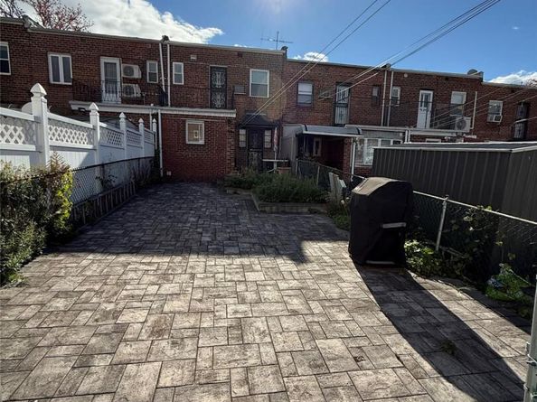 19929 26th Avenue, Flushing NY 11358