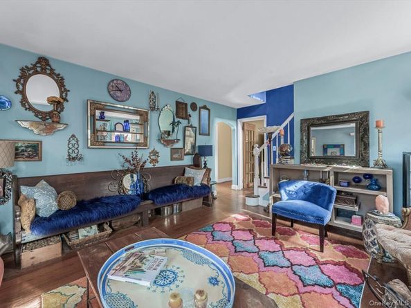 58 Chestnut Street, Lynbrook NY 11563