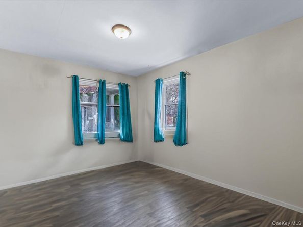 58 Chestnut Street, Lynbrook NY 11563