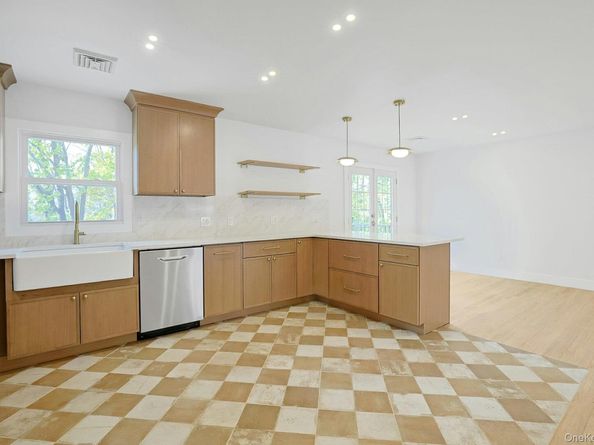 63 Cedar Lane, Ossining NY 10562