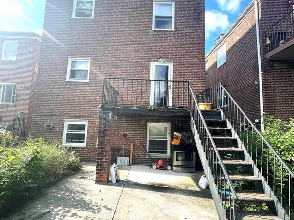 1194 Lydig Avenue, Bronx NY 10461