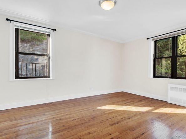 295 Bennett Avenue 8G, New York (Manhattan) NY 10040