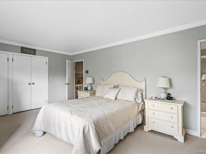 17-09 215 Street TH45, Bayside NY 11360