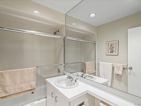 17-09 215 Street TH45, Bayside NY 11360