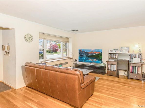 1683 Stewart Avenue, New Hyde Park NY 11040