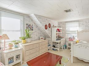 1683 Stewart Avenue, New Hyde Park NY 11040