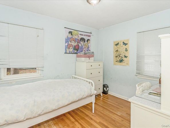 1683 Stewart Avenue, New Hyde Park NY 11040