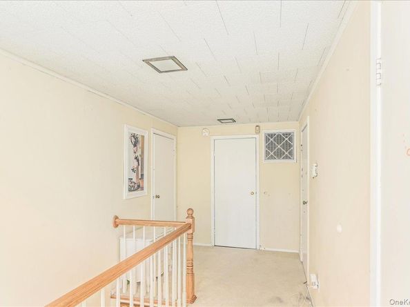 1683 Stewart Avenue, New Hyde Park NY 11040