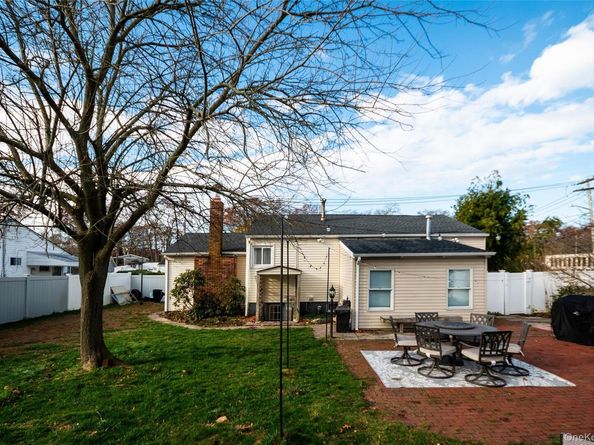 277 Horseblock Road, Farmingville NY 11738