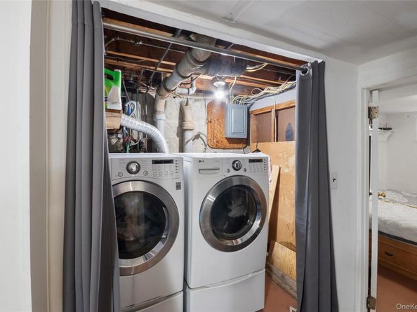 277 Horseblock Road, Farmingville NY 11738