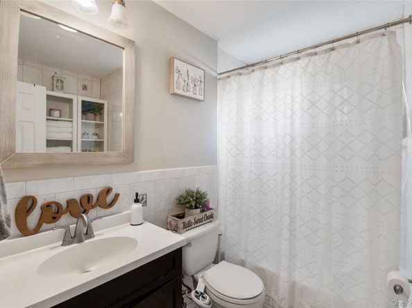 277 Horseblock Road, Farmingville NY 11738