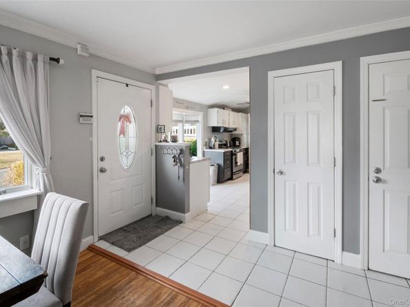 277 Horseblock Road, Farmingville NY 11738