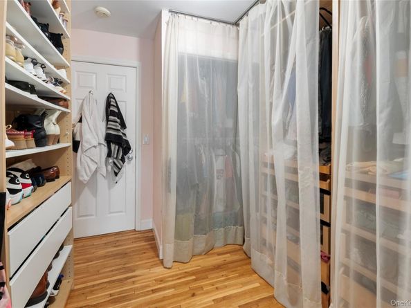 277 Horseblock Road, Farmingville NY 11738