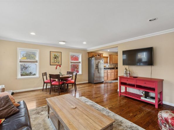 31 Amityville Road, Sound Beach NY 11789