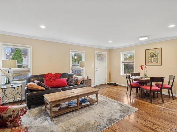 31 Amityville Road, Sound Beach NY 11789