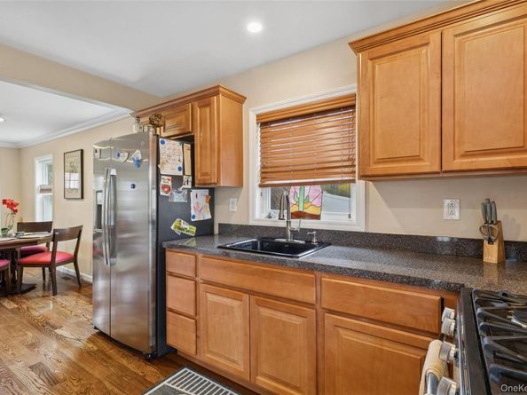 31 Amityville Road, Sound Beach NY 11789