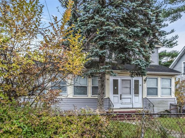 41 W Fulton Avenue, Roosevelt NY 11575