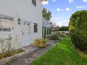 89 Nottingham Road, Manhasset Hills NY 11040