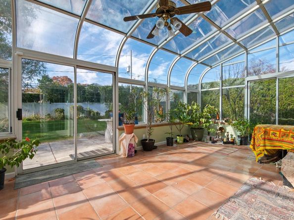 89 Nottingham Road, Manhasset Hills NY 11040