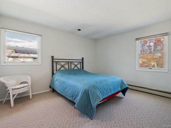 89 Nottingham Road, Manhasset Hills NY 11040