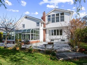 89 Nottingham Road, Manhasset Hills NY 11040