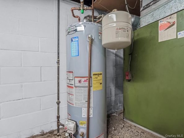 121 S 30th Street, Wyandanch NY 11798