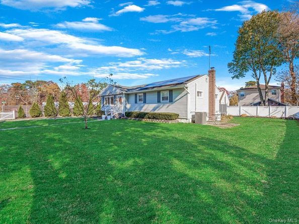 121 S 30th Street, Wyandanch NY 11798