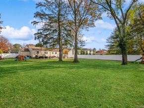 1692 Feureisen Avenue, Bohemia NY 11716