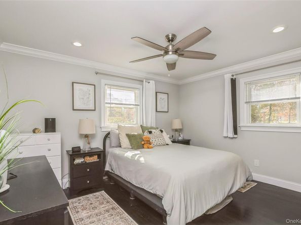 1692 Feureisen Avenue, Bohemia NY 11716