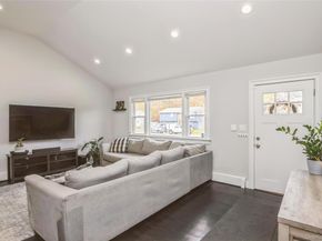 1692 Feureisen Avenue, Bohemia NY 11716