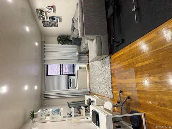 3123 Bailey Avenue 3A, Bronx NY 10463