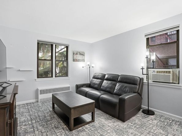 142 Garth Road 2J, Scarsdale NY 10583