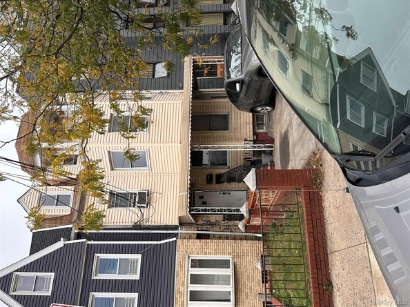 359 Winthrop Street, Brooklyn NY 11225