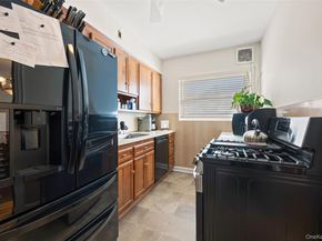 7717 82nd Street, Glendale NY 11385