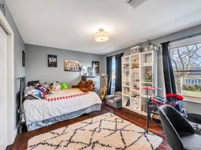 14 W Chestnut Street, Farmingdale NY 11735