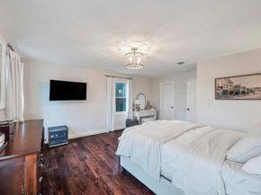 14 W Chestnut Street, Farmingdale NY 11735