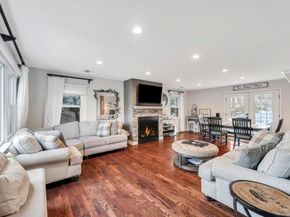 14 W Chestnut Street, Farmingdale NY 11735