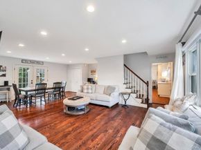 14 W Chestnut Street, Farmingdale NY 11735