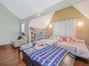 189 Oak Street, West Hempstead NY 11552