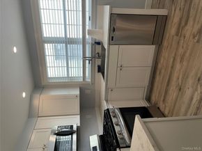 11 Tooker Avenue, Oyster Bay NY 11771