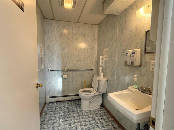 982 Roanoke Avenue, Riverhead NY 11901