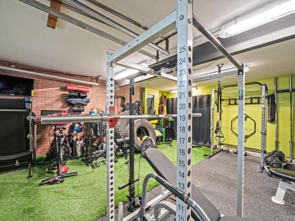 182 Crystal Brook Hollow Road, Port Jefferson Station NY 11776