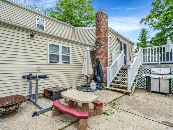 182 Crystal Brook Hollow Road, Port Jefferson Station NY 11776