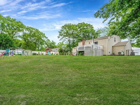 182 Crystal Brook Hollow Road, Port Jefferson Station NY 11776