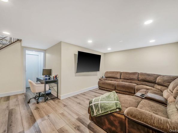 182 Crystal Brook Hollow Road, Port Jefferson Station NY 11776