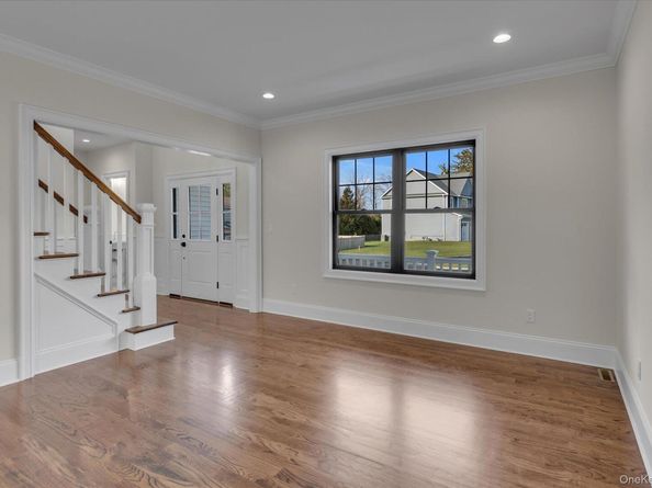 40 N Woodhull Road, Huntington NY 11743